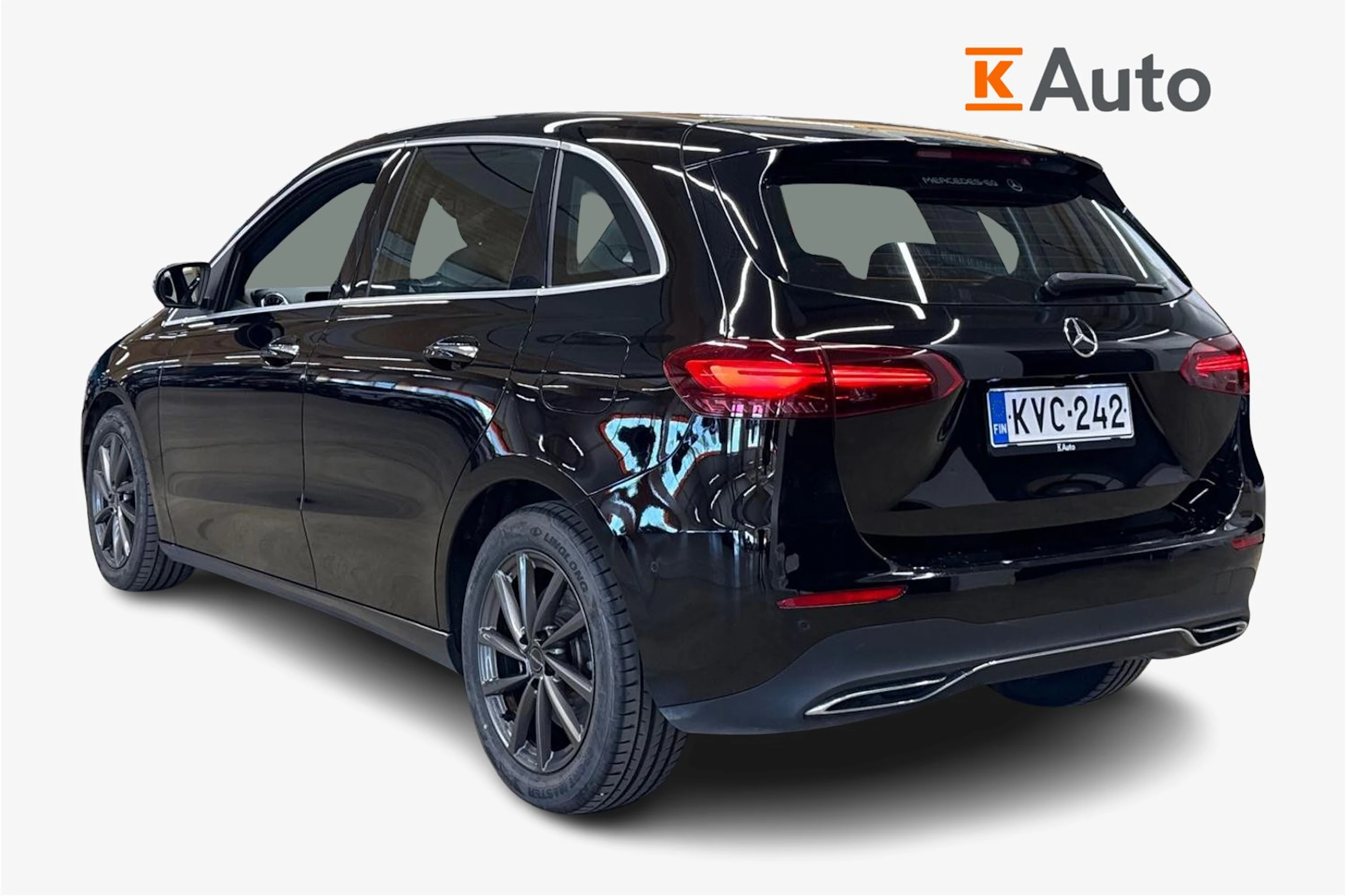 musta Mercedes-Benz B 2023 kuva 2.