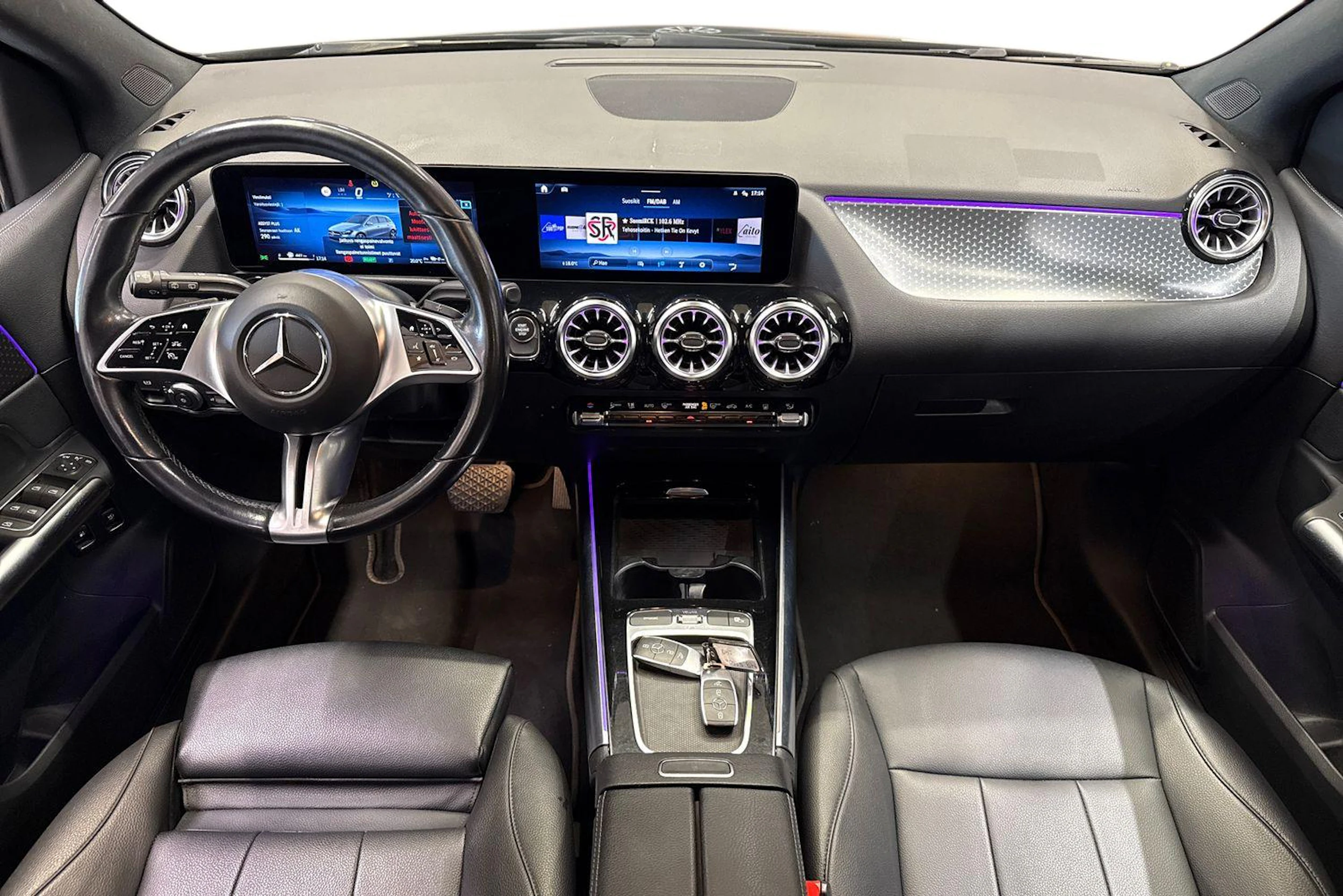 musta Mercedes-Benz B 2023 kuva 7.