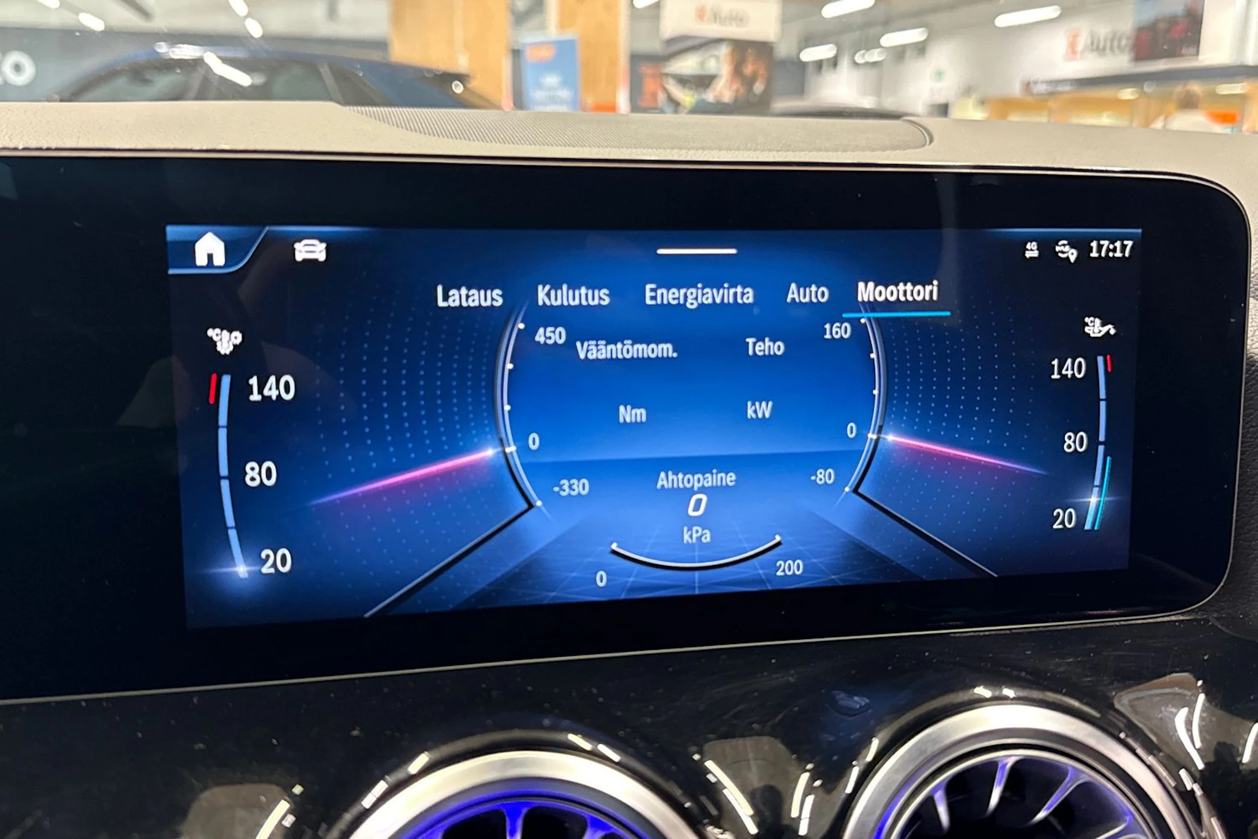 musta Mercedes-Benz B 2023 kuva 20.