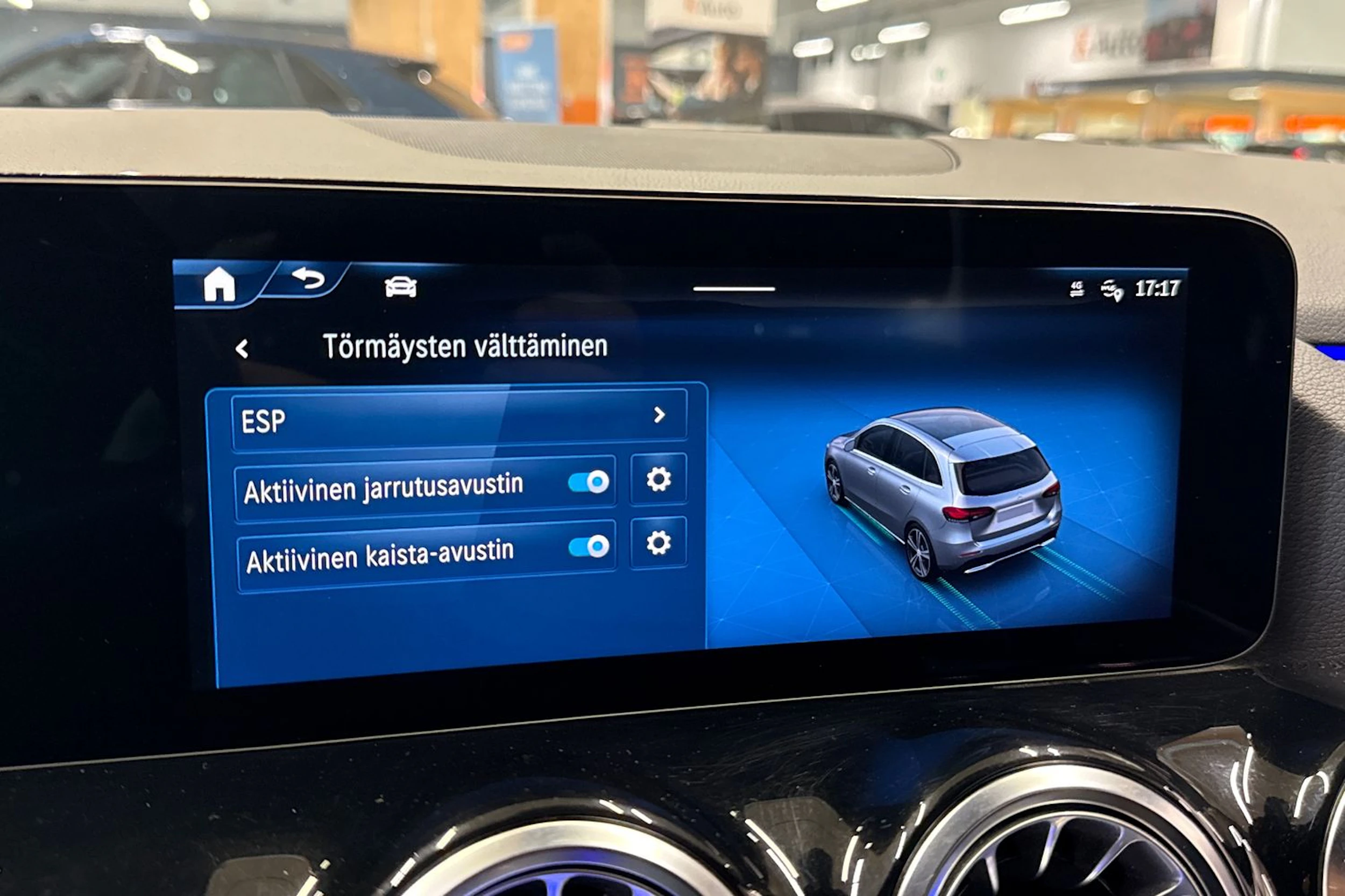 musta Mercedes-Benz B 2023 kuva 21.