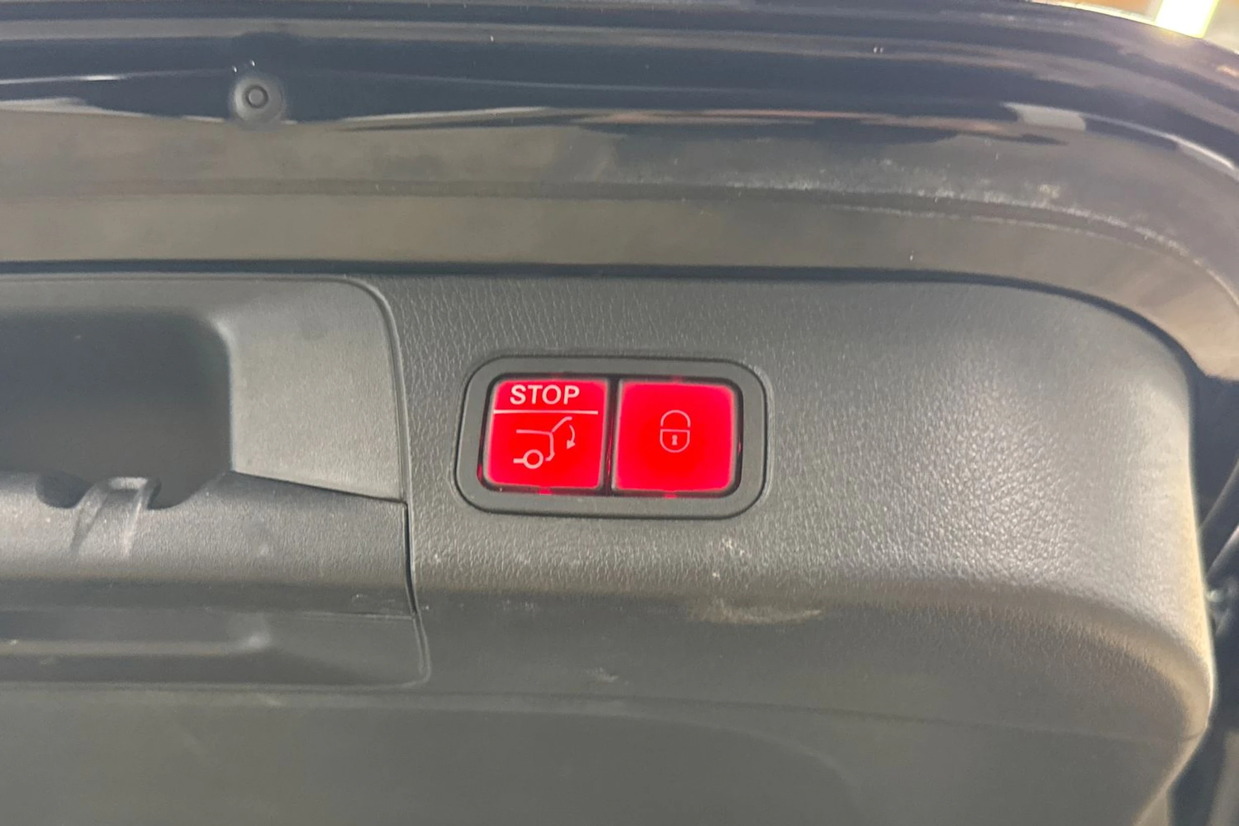 musta Mercedes-Benz B 2023 kuva 32.