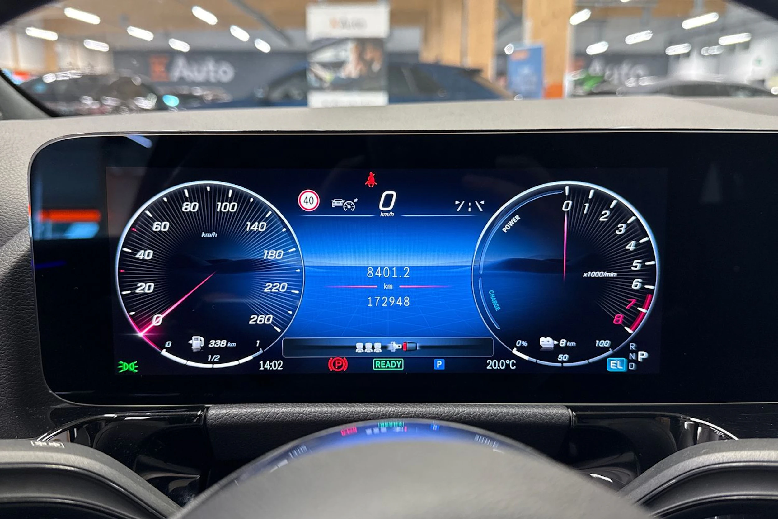 musta Mercedes-Benz B 2023 kuva 13.