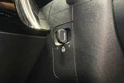 musta Mercedes-Benz B 2023 kuva 24.