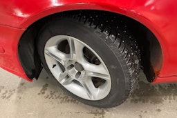 Punainen Mercedes-Benz C 2002 kuva 10.