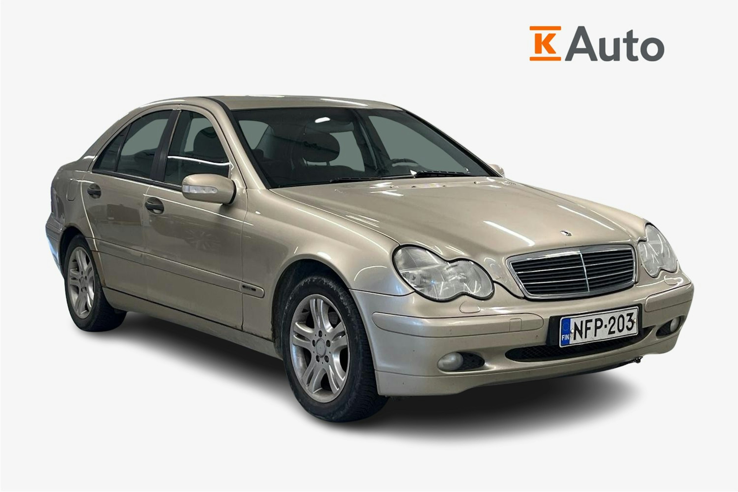 Harmaa Mercedes-Benz C 2003 kuva 1.