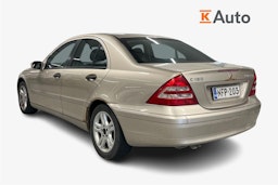 Harmaa Mercedes-Benz C 2003 kuva 2.