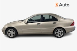 Harmaa Mercedes-Benz C 2003 kuva 5.