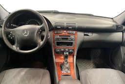 Harmaa Mercedes-Benz C 2003 kuva 7.