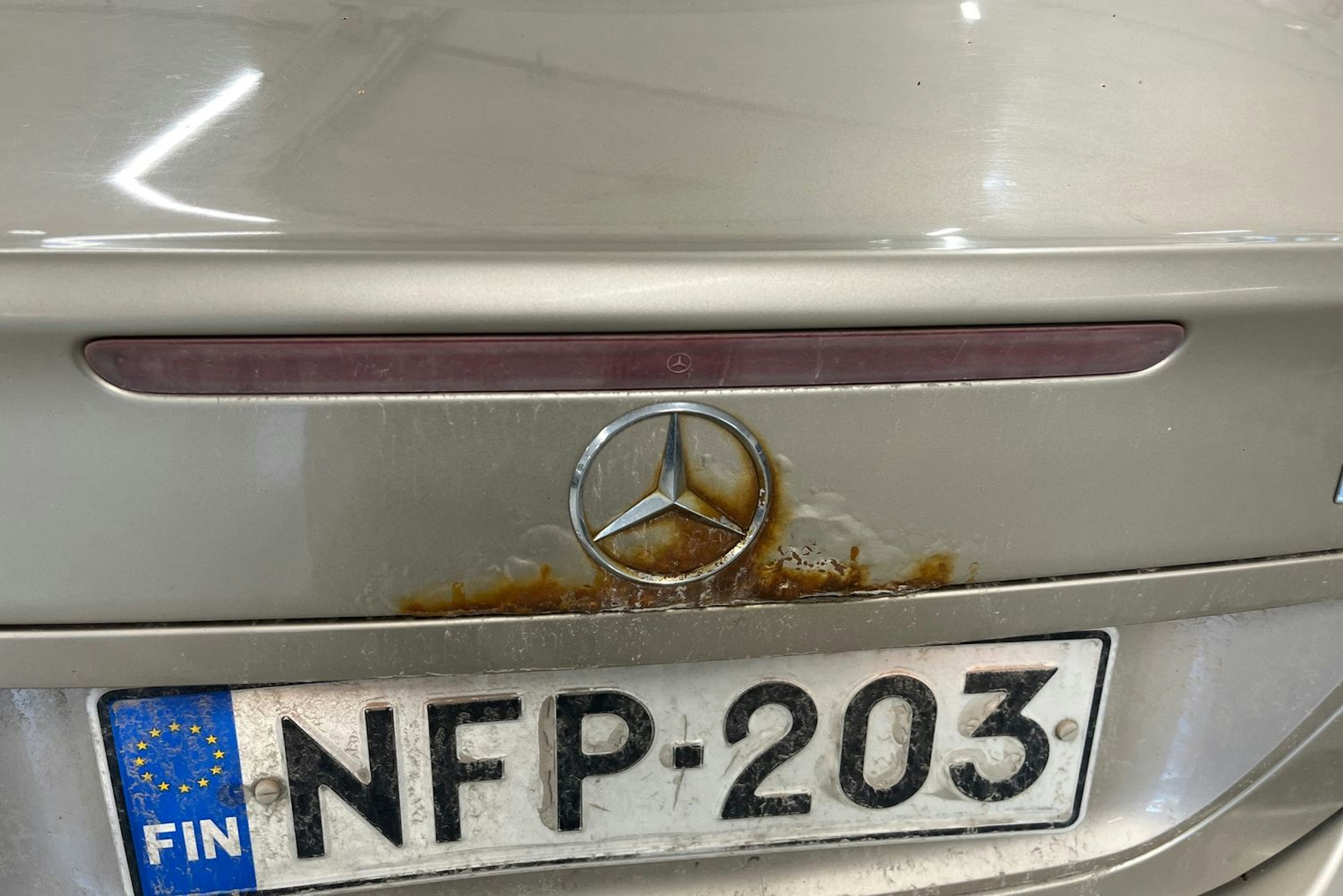 Harmaa Mercedes-Benz C 2003 kuva 26.