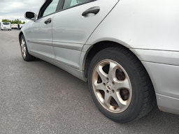 Harmaa Mercedes-Benz C 2004 kuva 8.