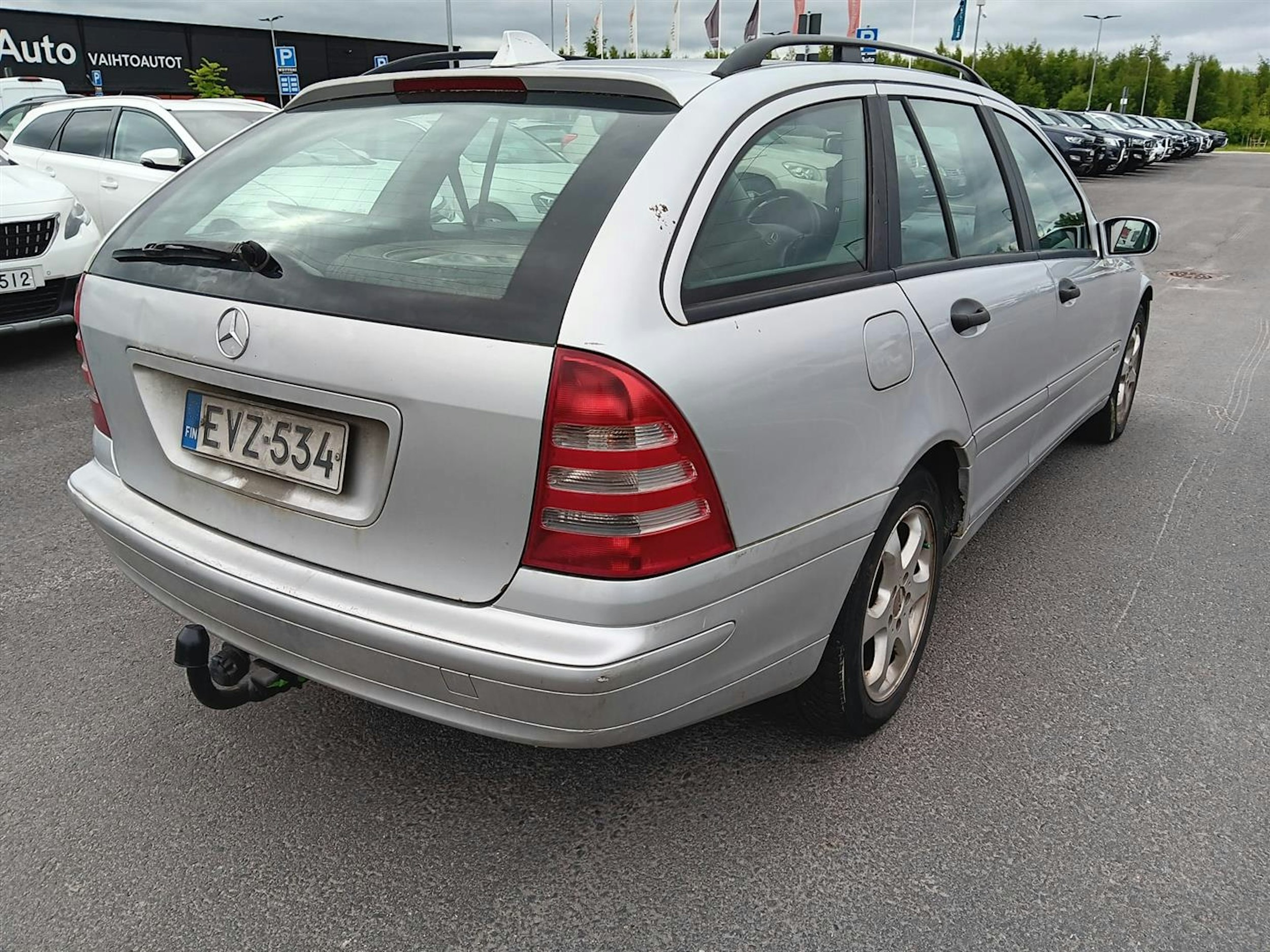 Harmaa Mercedes-Benz C 2004 kuva 13.