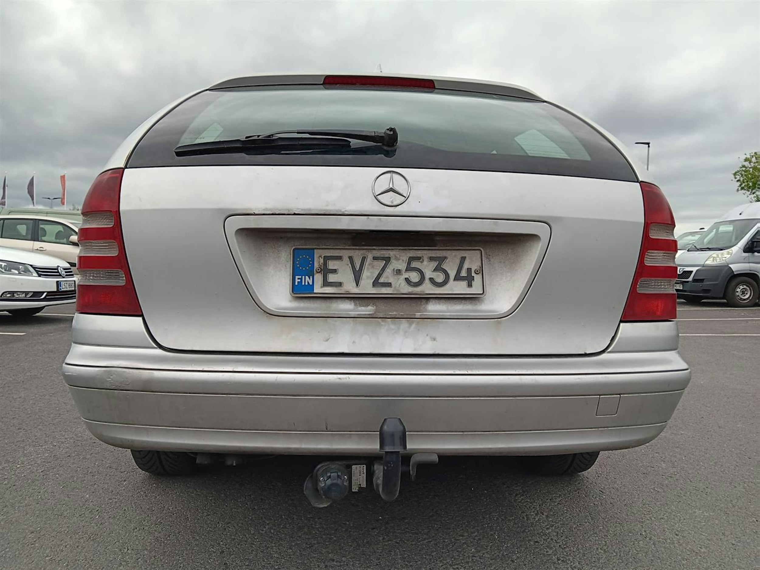 Harmaa Mercedes-Benz C 2004 kuva 15.