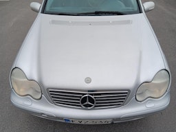 Harmaa Mercedes-Benz C 2004 kuva 19.