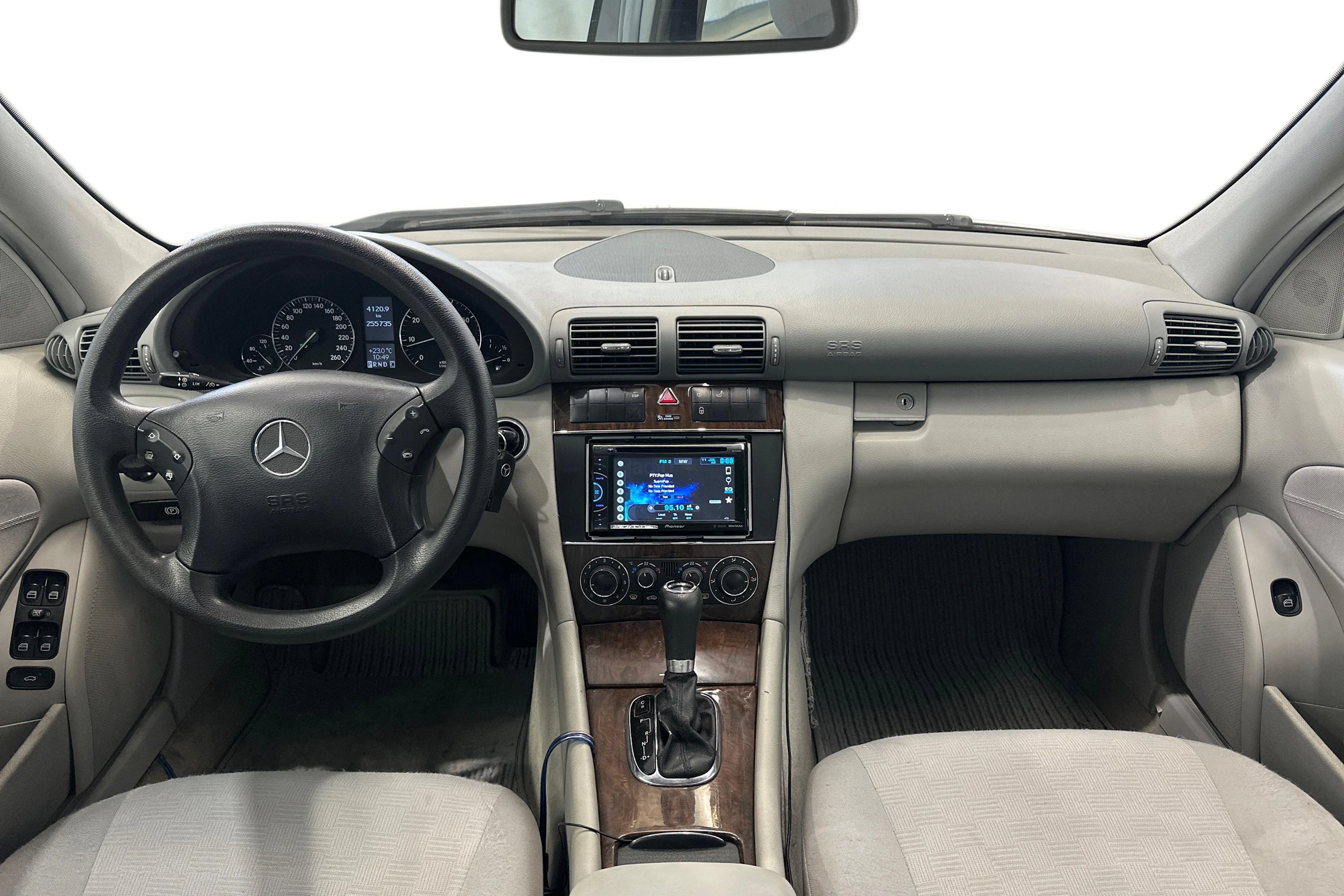 met. hopea Mercedes-Benz C 2005 kuva 8.