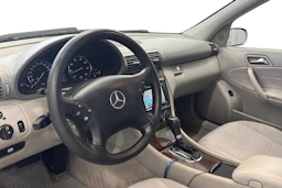 met. hopea Mercedes-Benz C 2005 kuva 11.