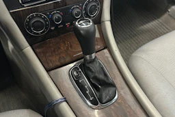 met. hopea Mercedes-Benz C 2005 kuva 22.
