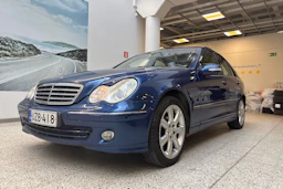 Sininen Mercedes-Benz C 2006 kuva 12.