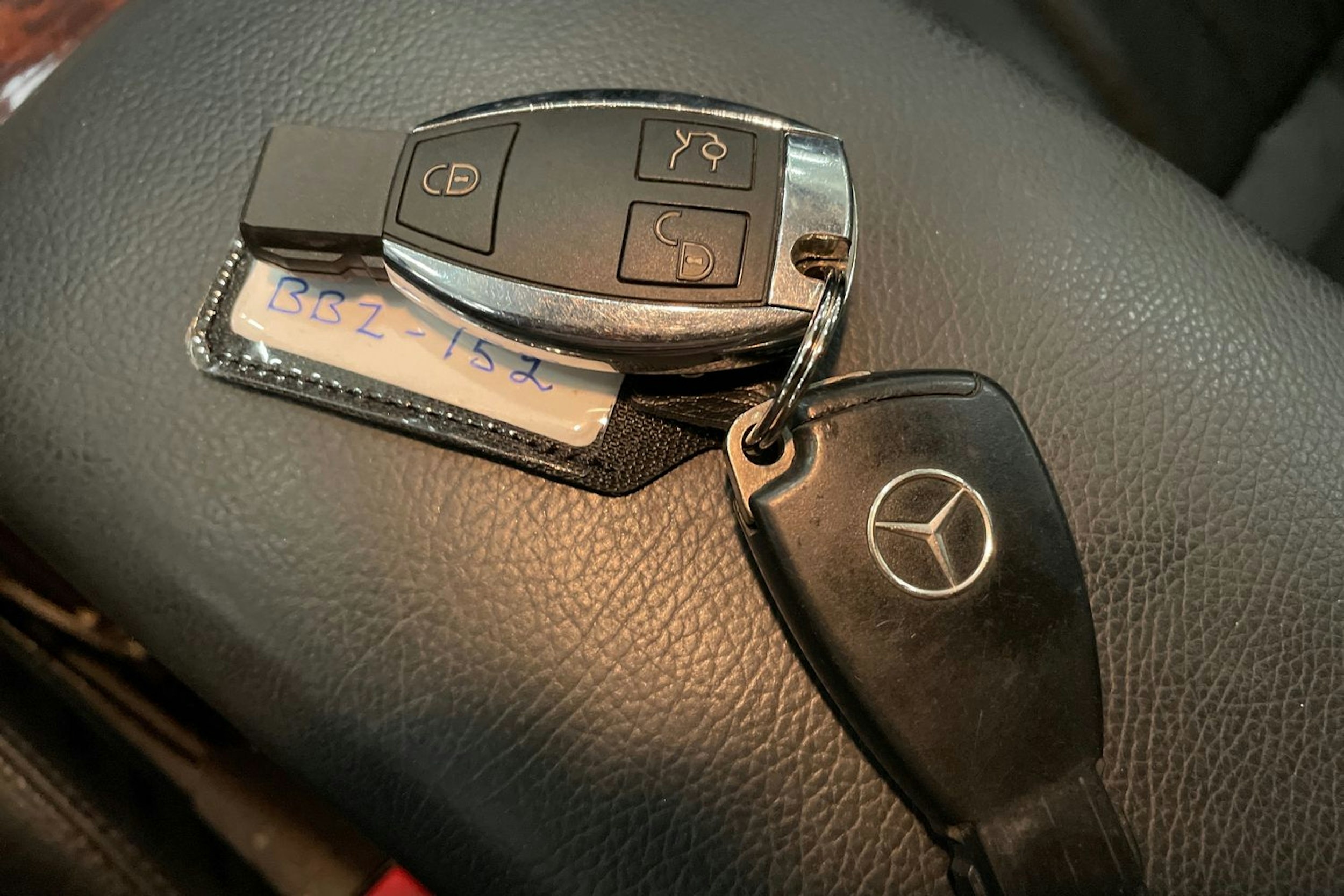 hopea Mercedes-Benz C 2007 kuva 27.