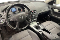 punainen Mercedes-Benz C 2007 kuva 6.
