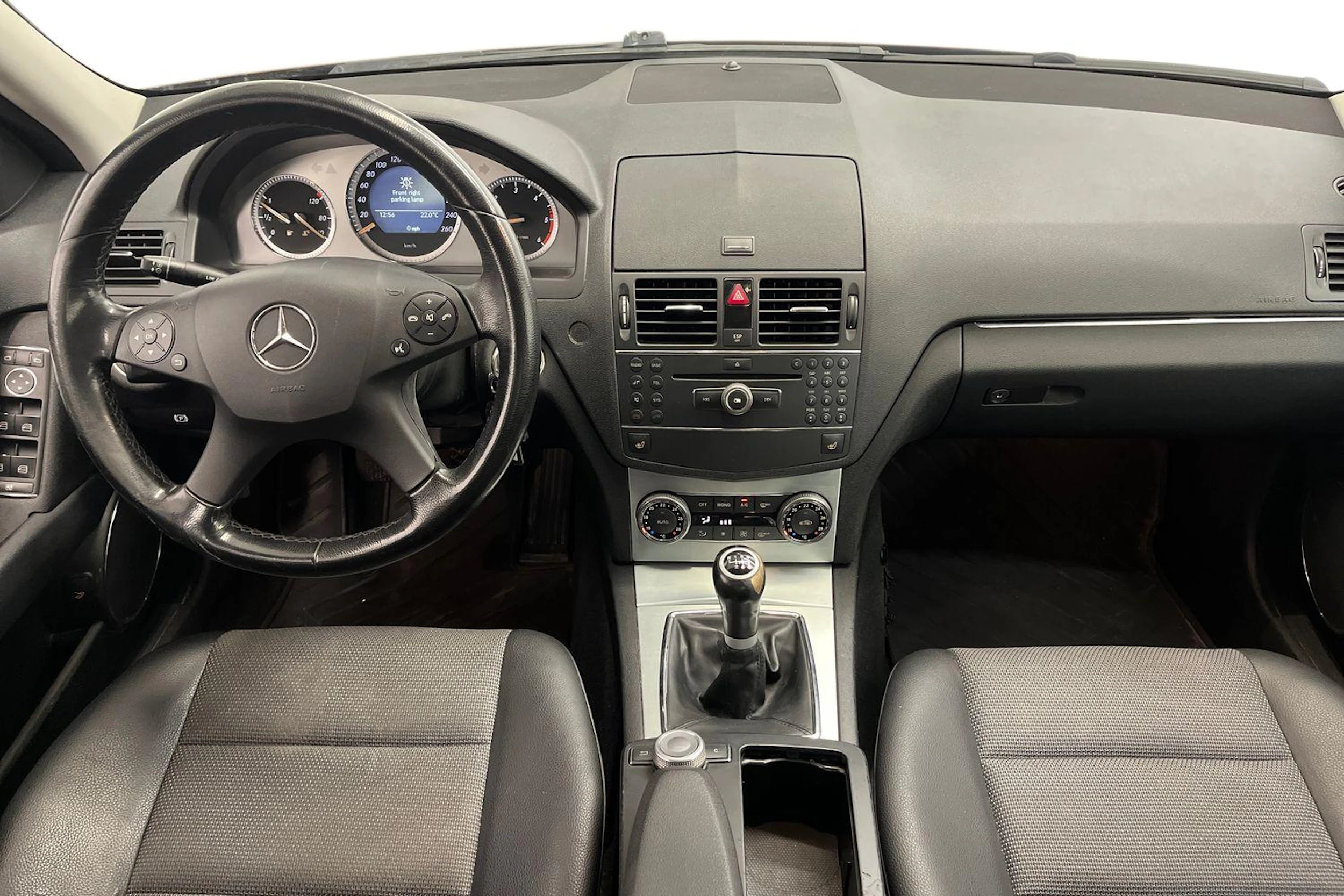 punainen Mercedes-Benz C 2007 kuva 7.