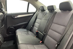 punainen Mercedes-Benz C 2007 kuva 8.