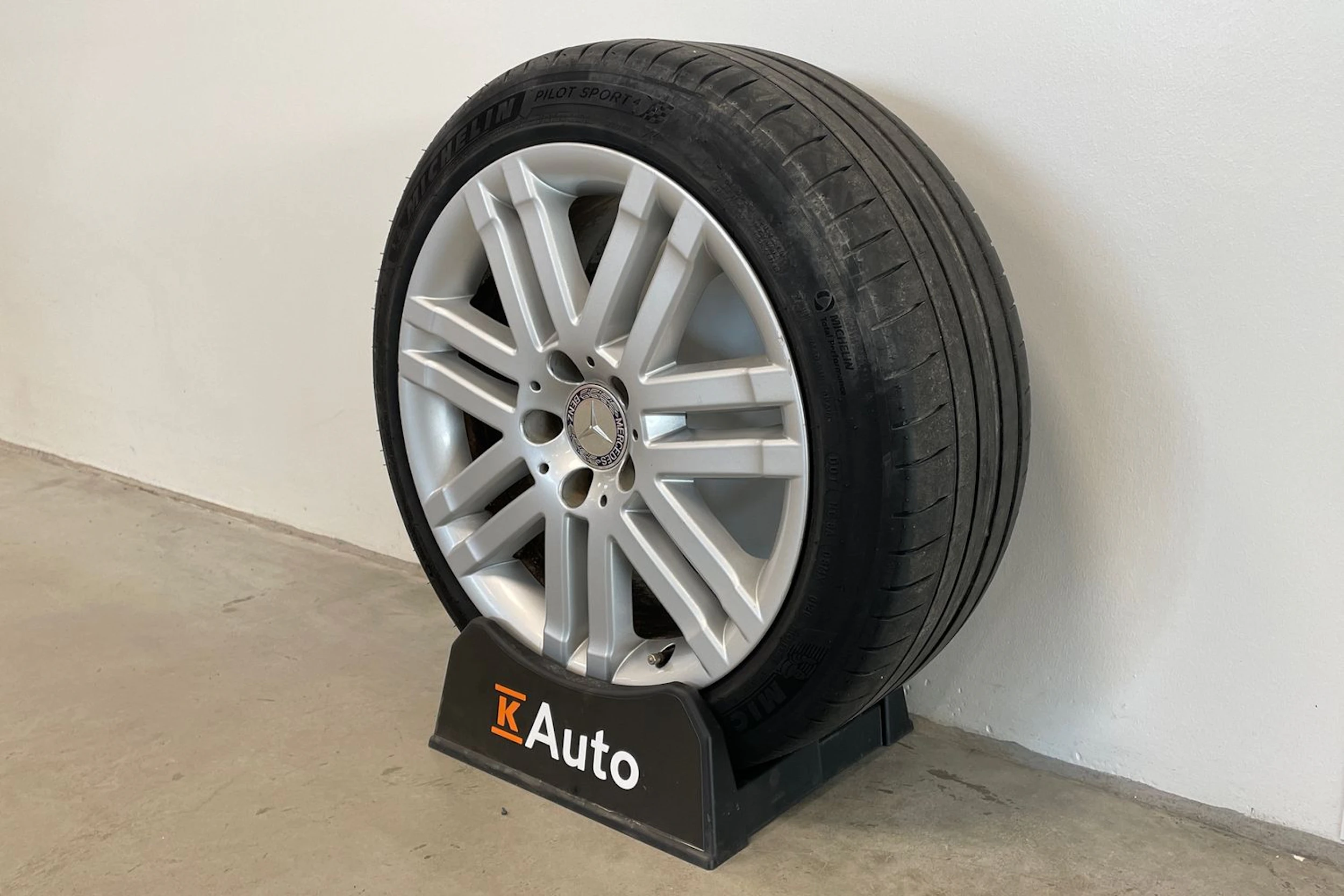 musta Mercedes-Benz C 2007 kuva 10.