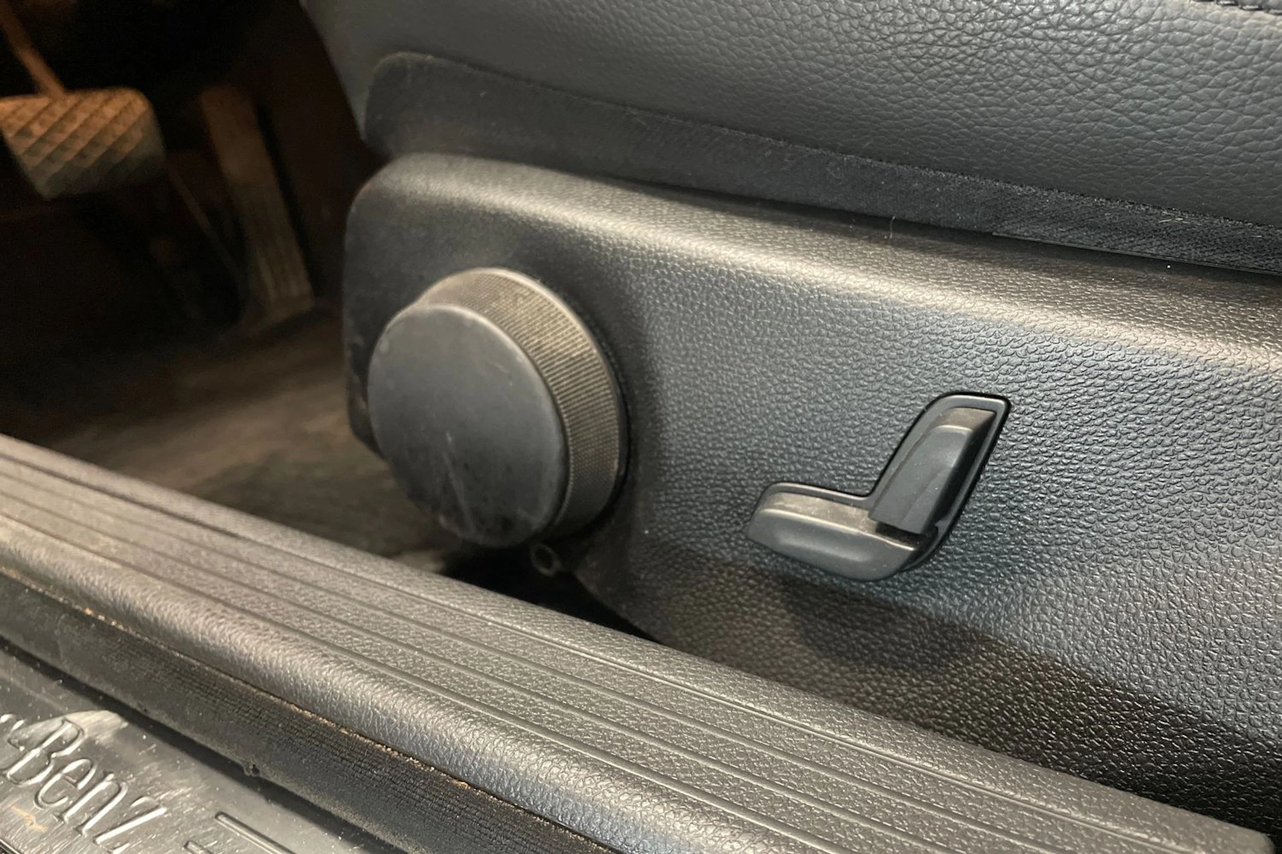 musta Mercedes-Benz C 2007 kuva 12.