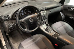 Harmaa Mercedes-Benz C 2007 kuva 6.