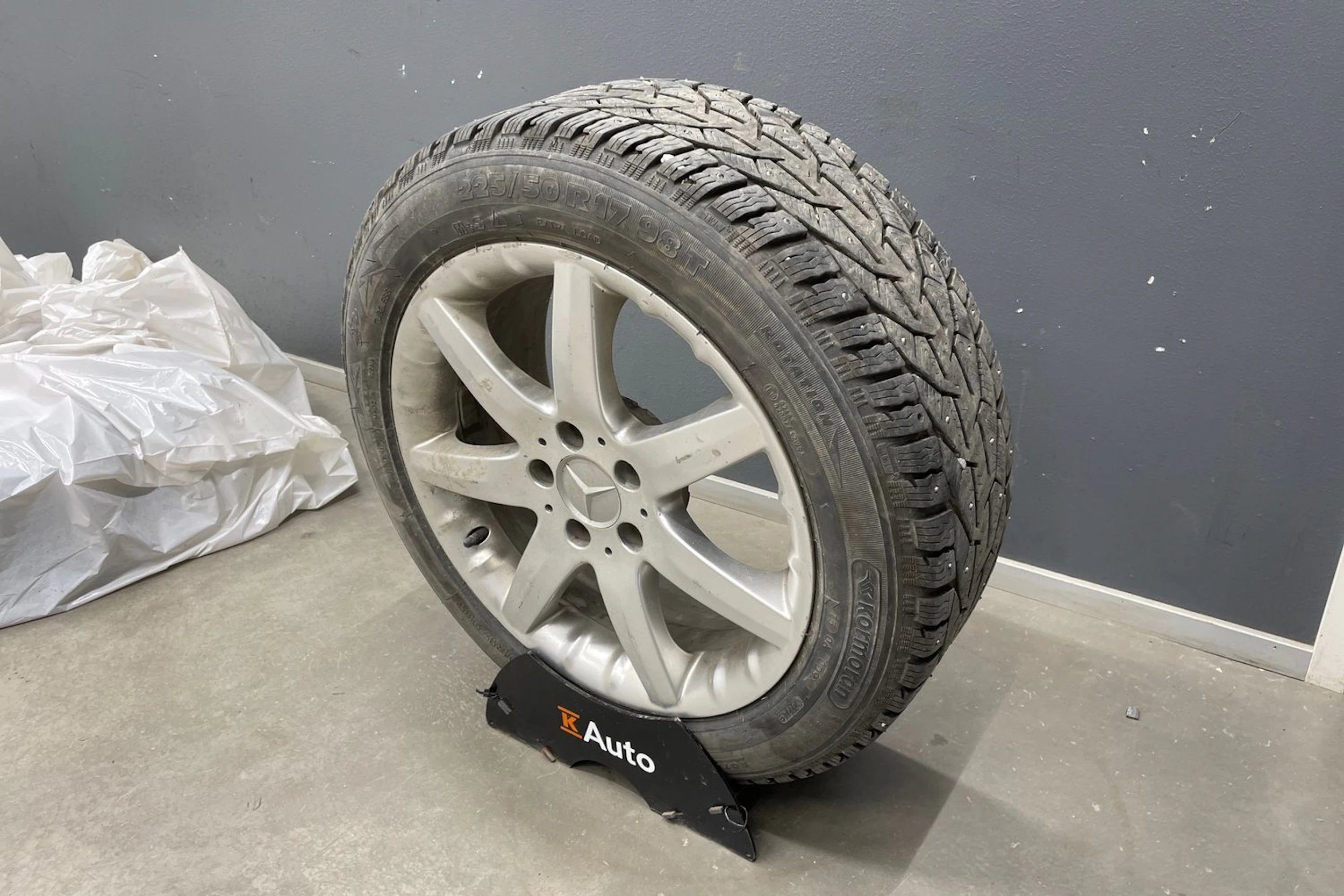 Harmaa Mercedes-Benz C 2007 kuva 11.