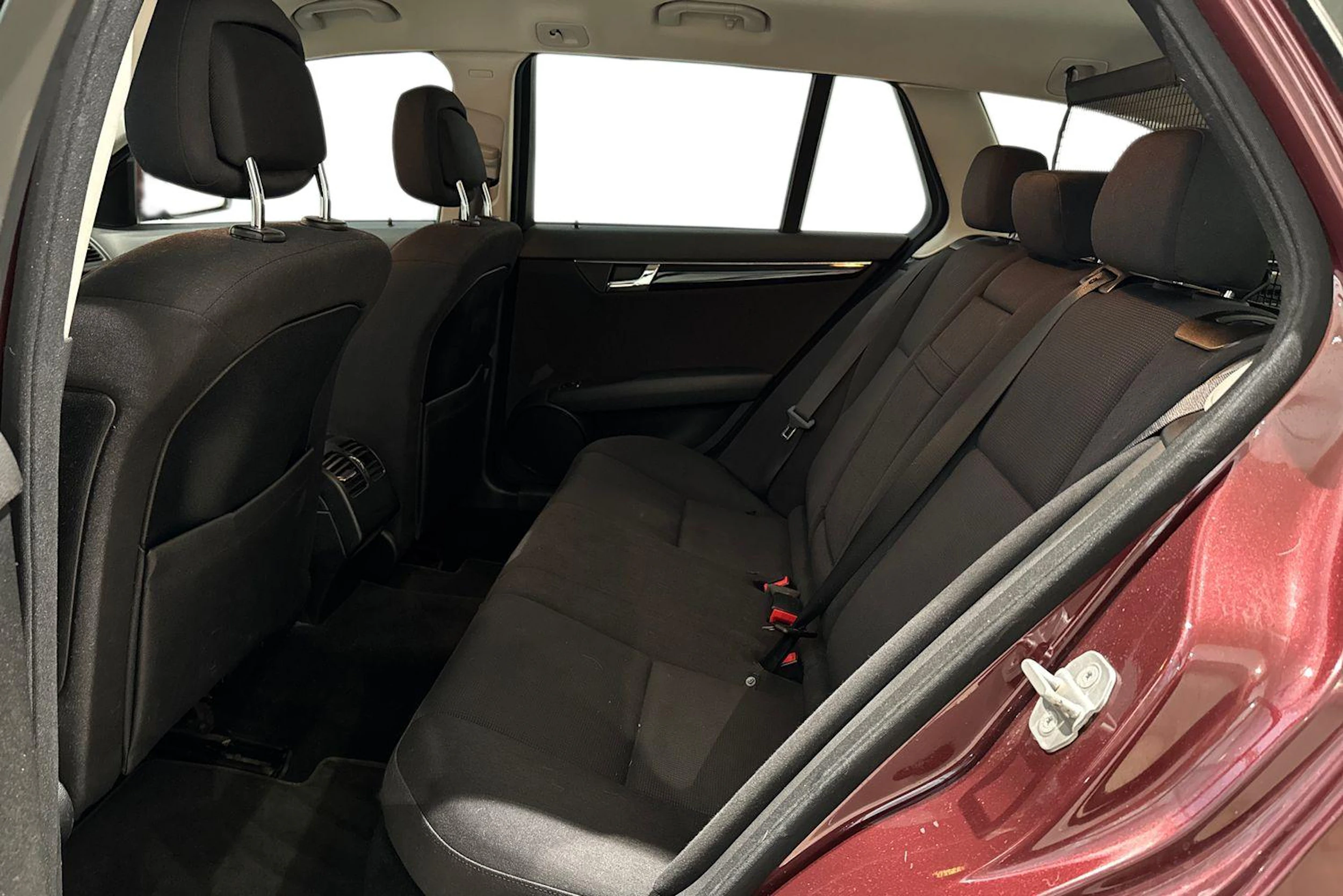 punainen Mercedes-Benz C 2008 kuva 8.