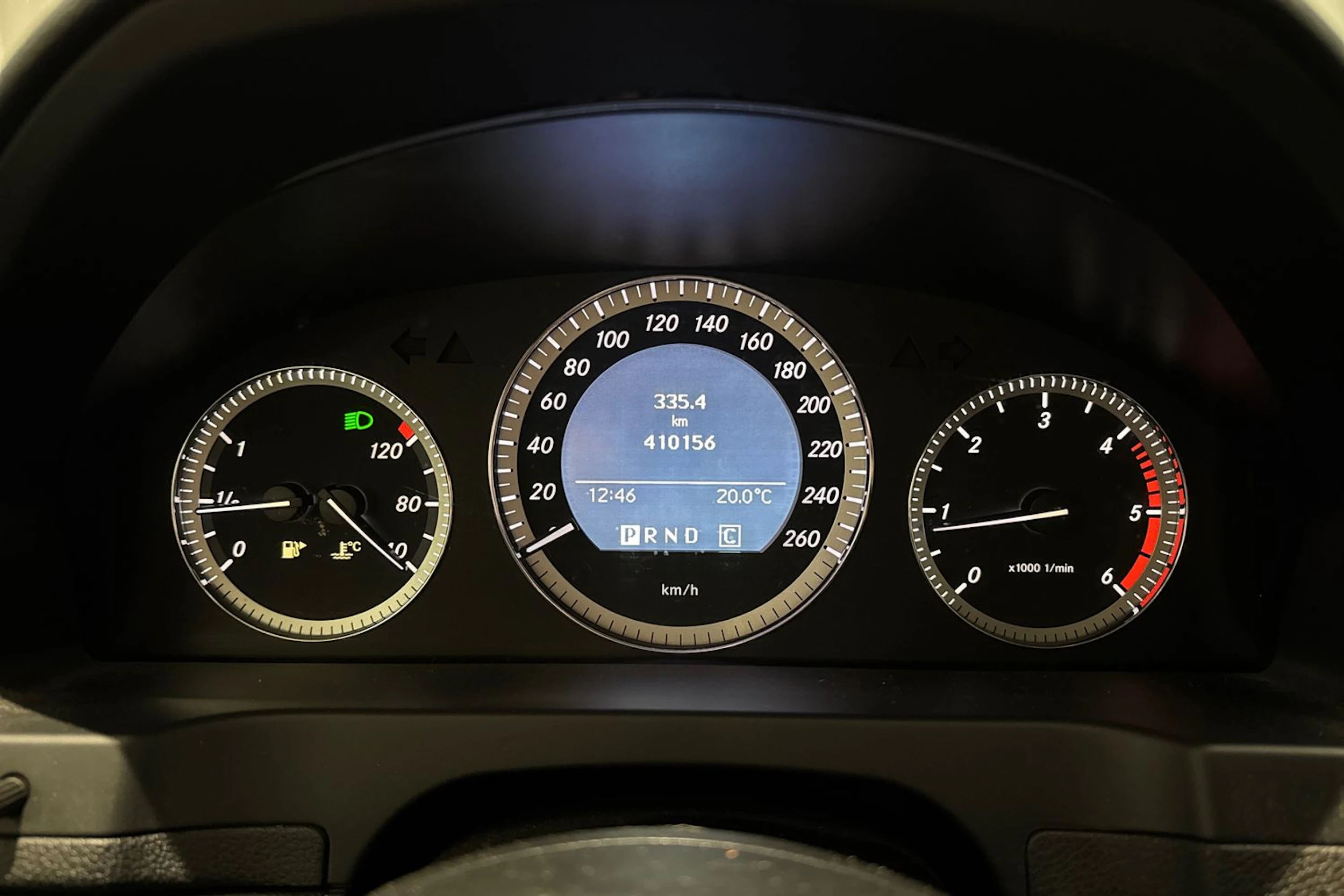 punainen Mercedes-Benz C 2008 kuva 15.