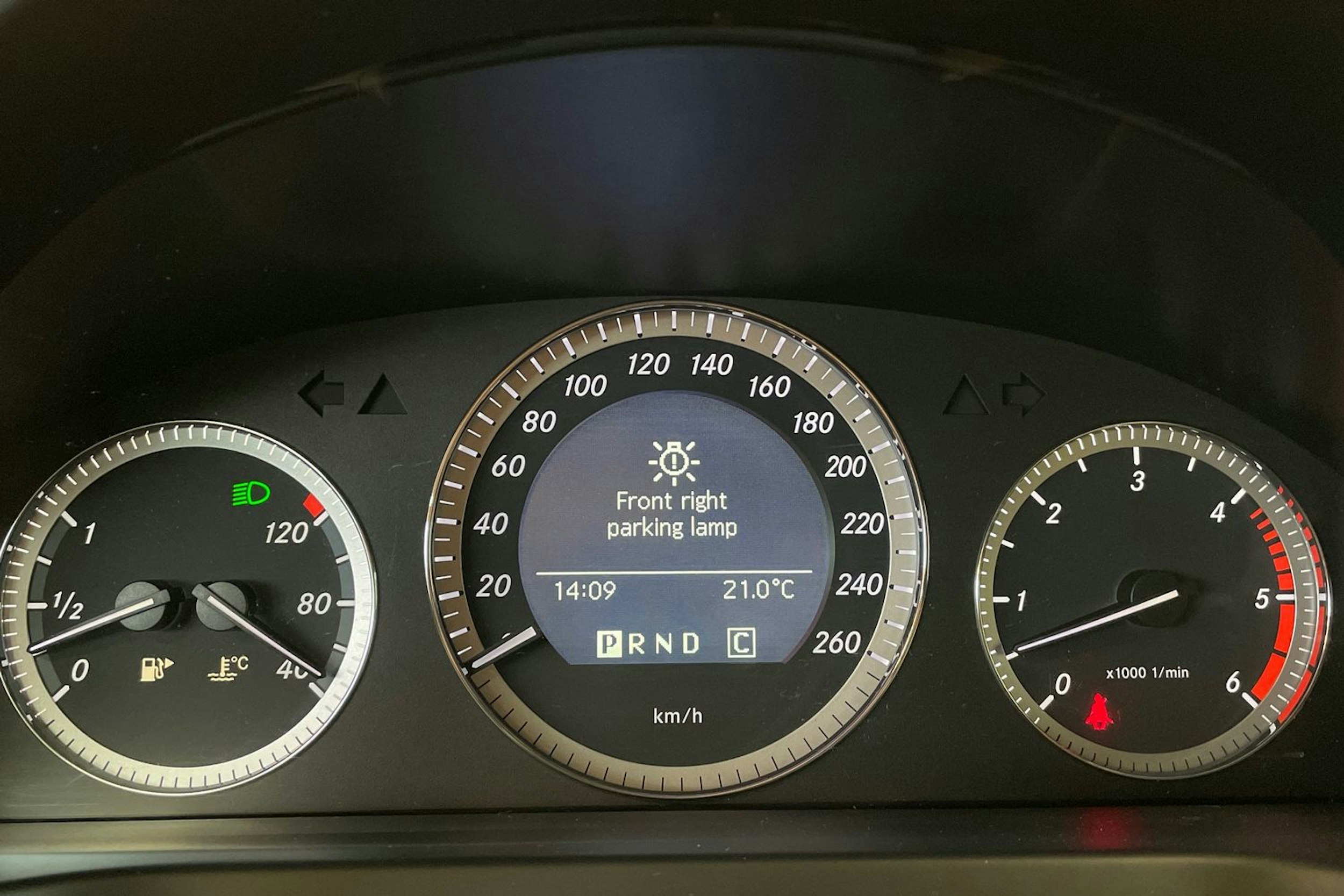 Harmaa Mercedes-Benz C 2008 kuva 13.
