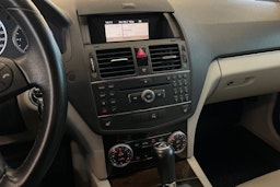 Harmaa Mercedes-Benz C 2008 kuva 18.