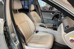 Harmaa Mercedes-Benz C 2008 kuva 21.