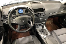Harmaa Mercedes-Benz C 2008 kuva 9.