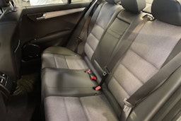 Harmaa Mercedes-Benz C 2008 kuva 14.