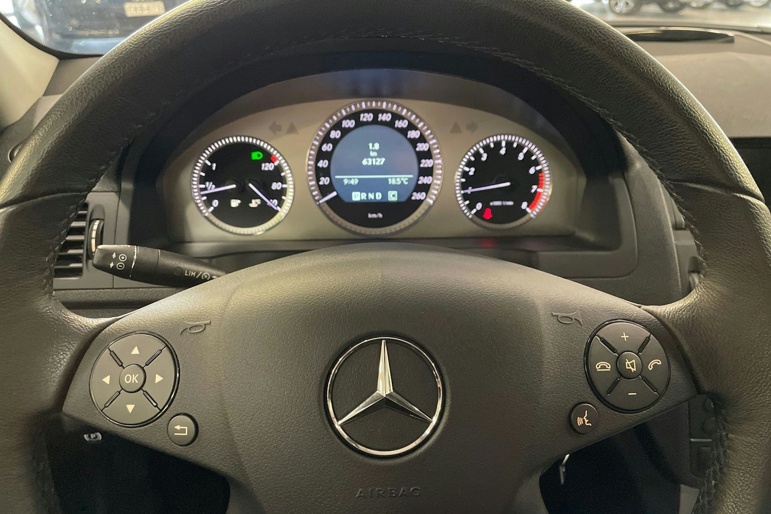 Harmaa Mercedes-Benz C 2008 kuva 15.