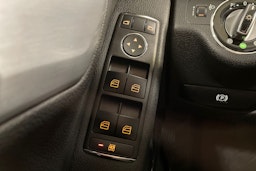Harmaa Mercedes-Benz C 2008 kuva 19.