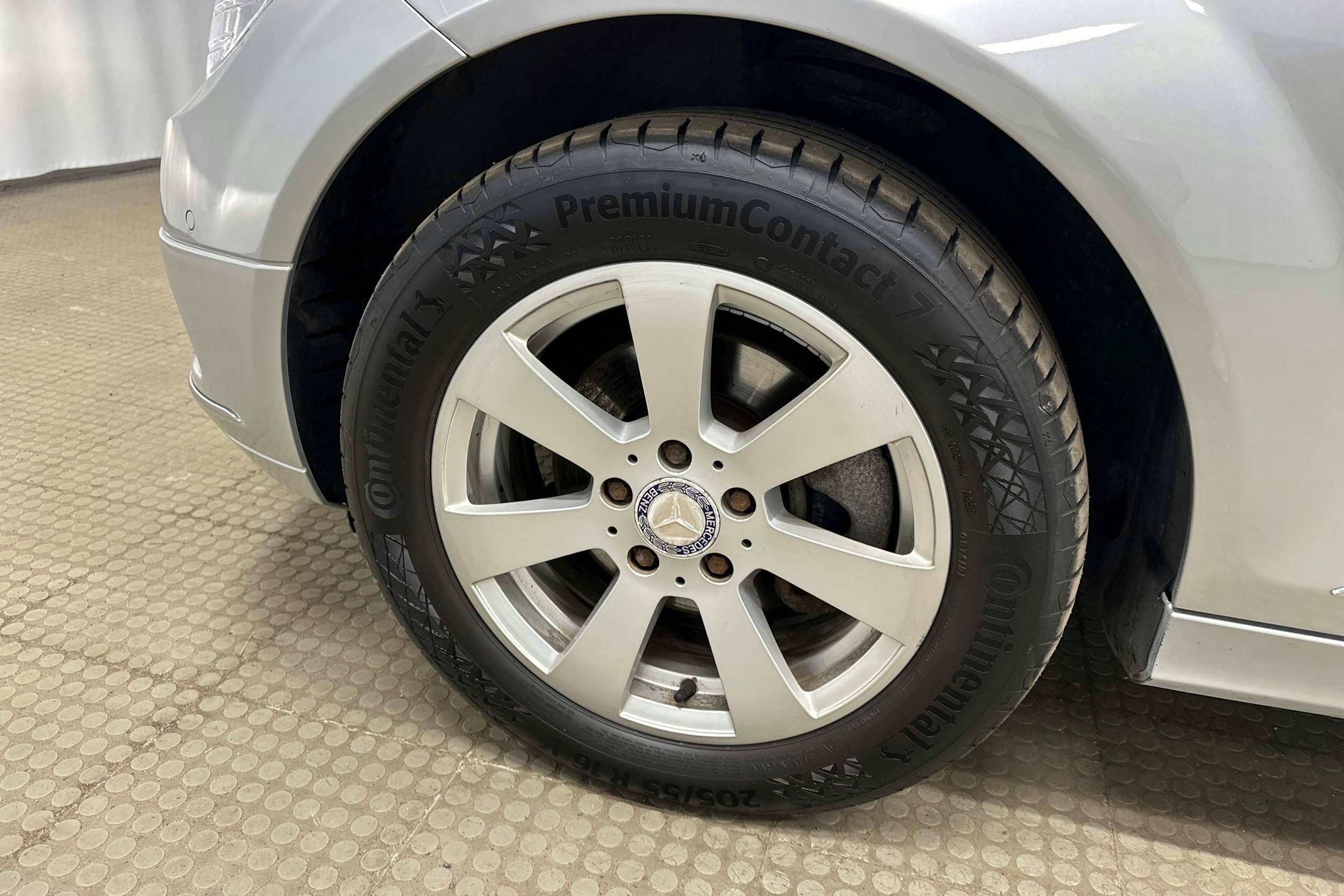 harmaa Mercedes-Benz C 2008 kuva 11.