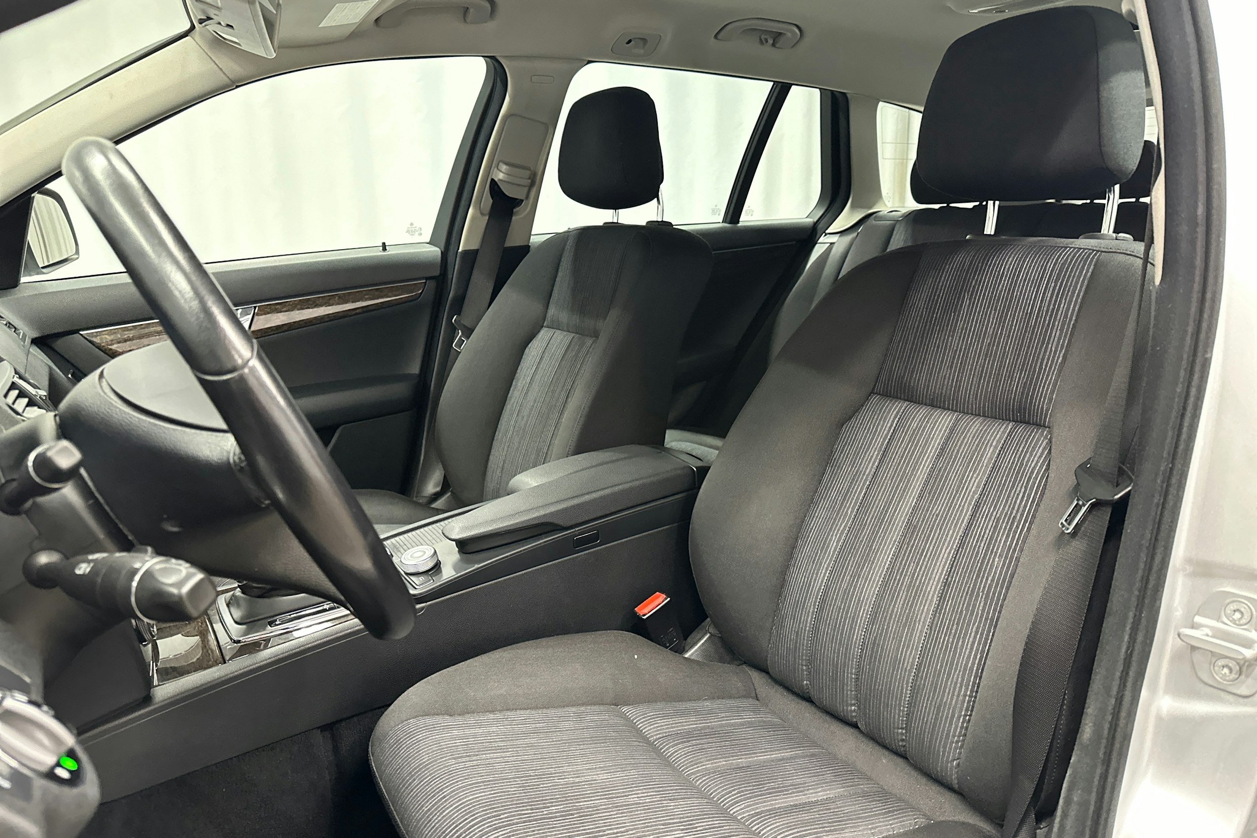 harmaa Mercedes-Benz C 2008 kuva 24.