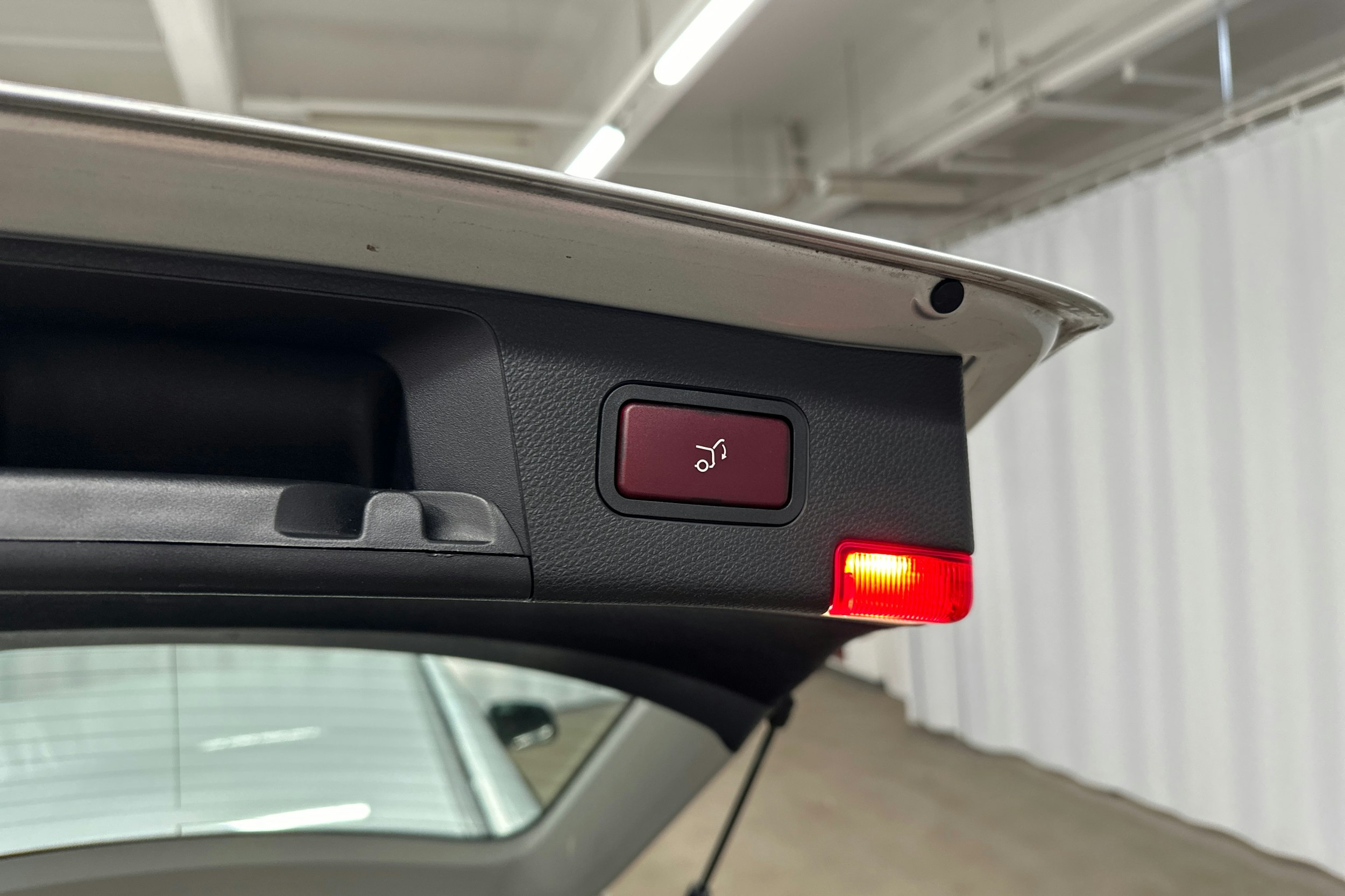 harmaa Mercedes-Benz C 2008 kuva 26.