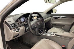 Hopea Mercedes-Benz C 2008 kuva 6.