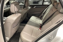 Hopea Mercedes-Benz C 2008 kuva 8.