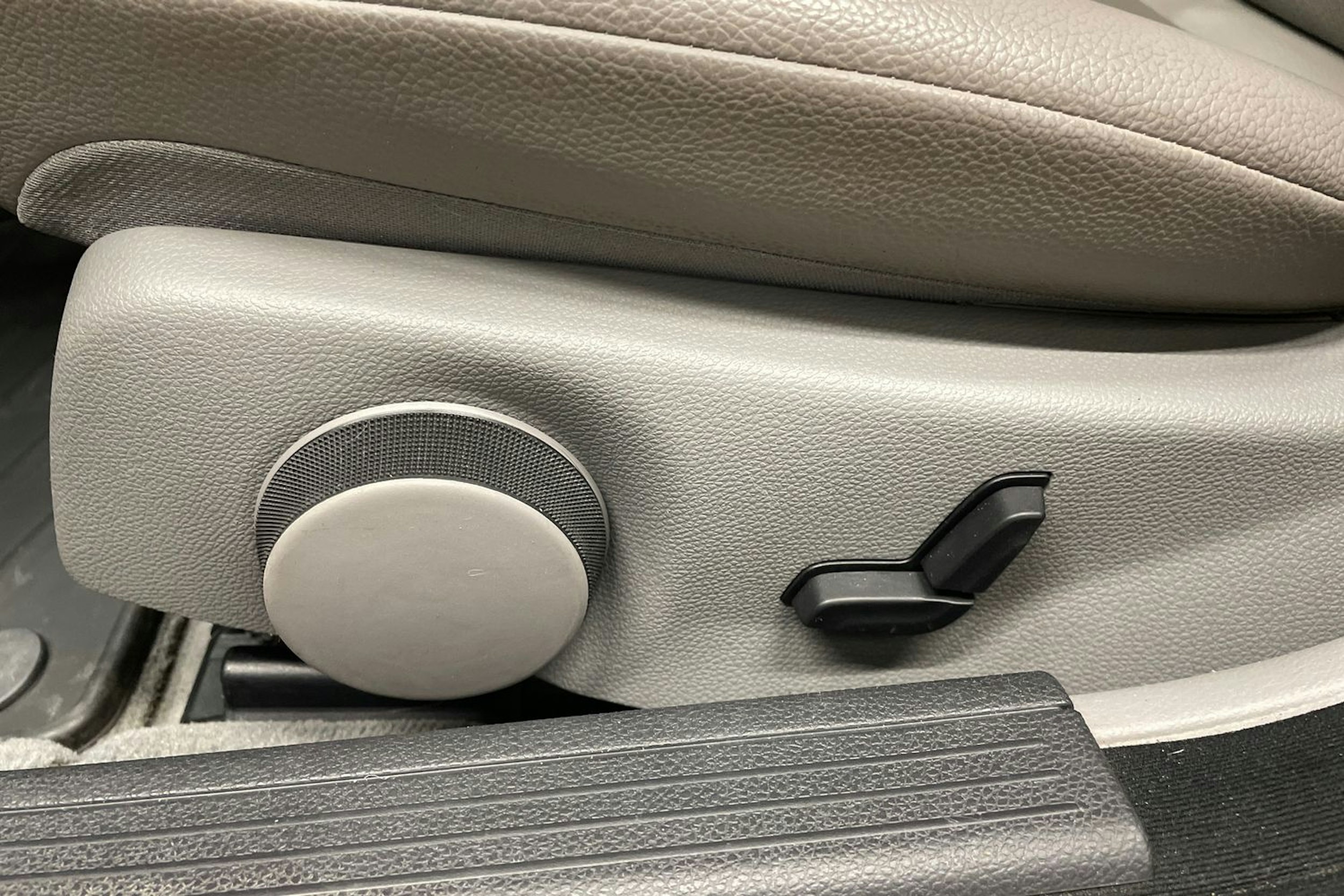 Hopea Mercedes-Benz C 2008 kuva 12.