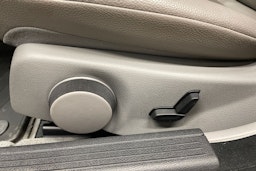 Hopea Mercedes-Benz C 2008 kuva 12.