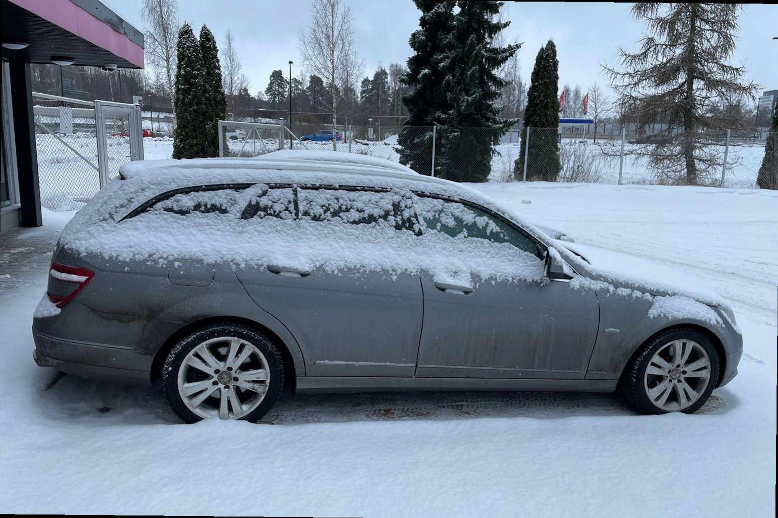 harmaa Mercedes-Benz C 2008 kuva 3.