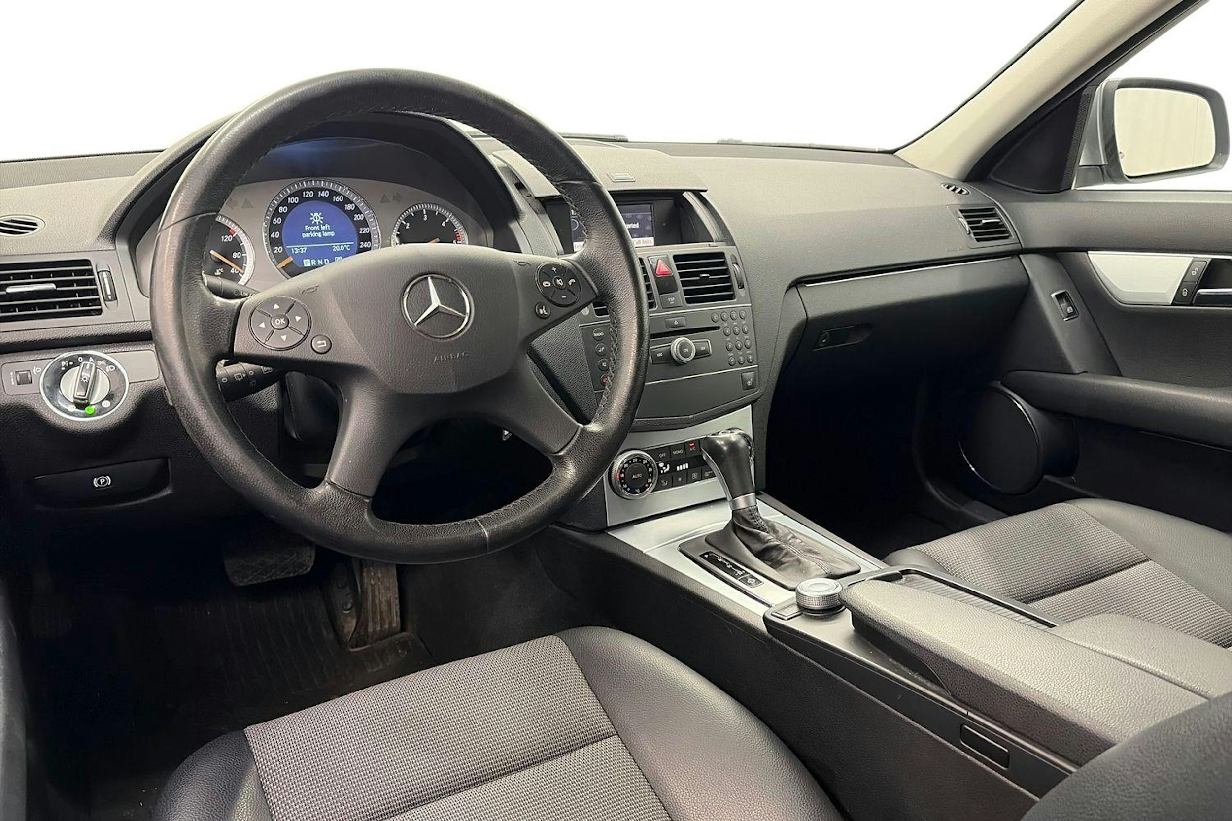 harmaa Mercedes-Benz C 2008 kuva 7.