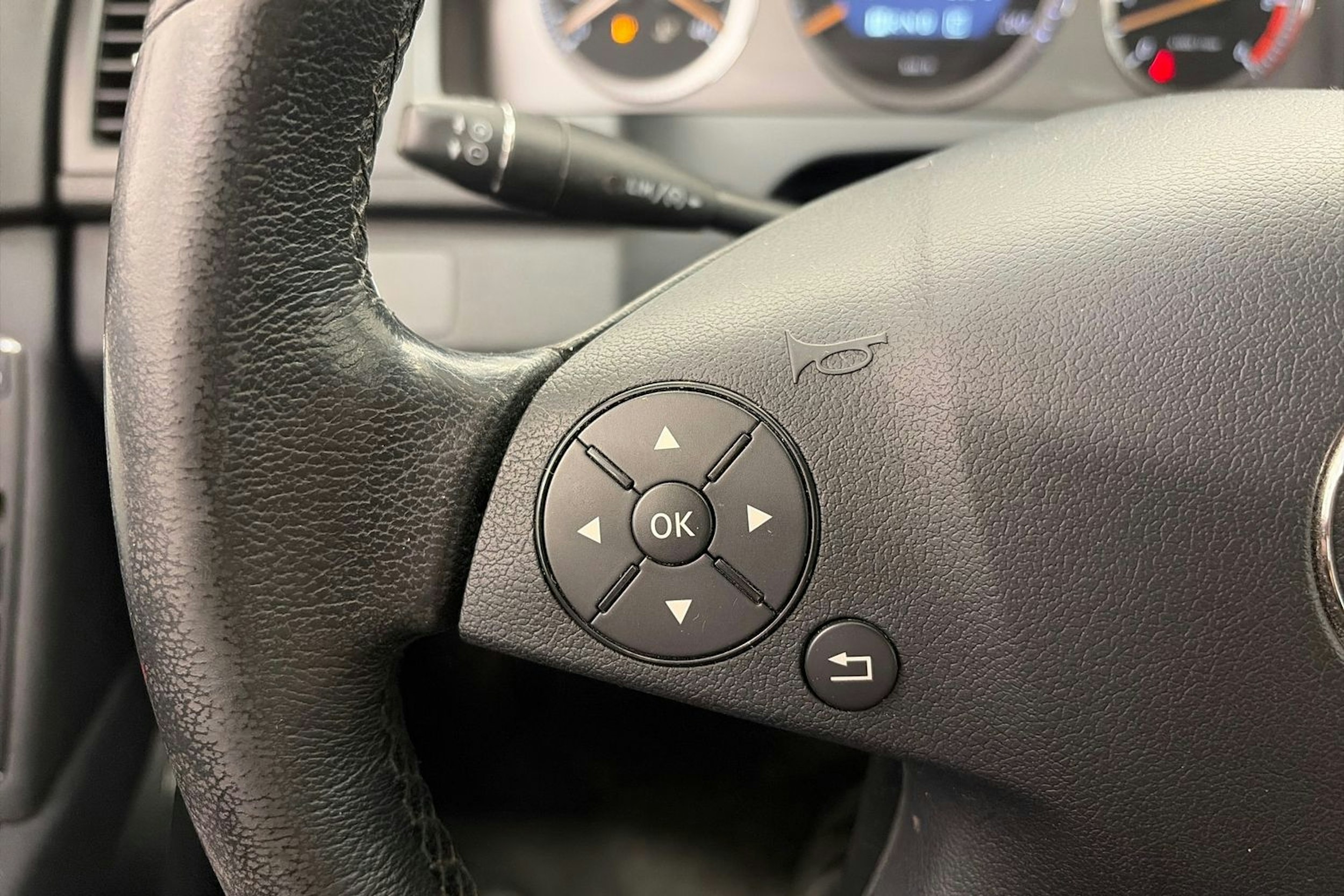 harmaa Mercedes-Benz C 2008 kuva 17.