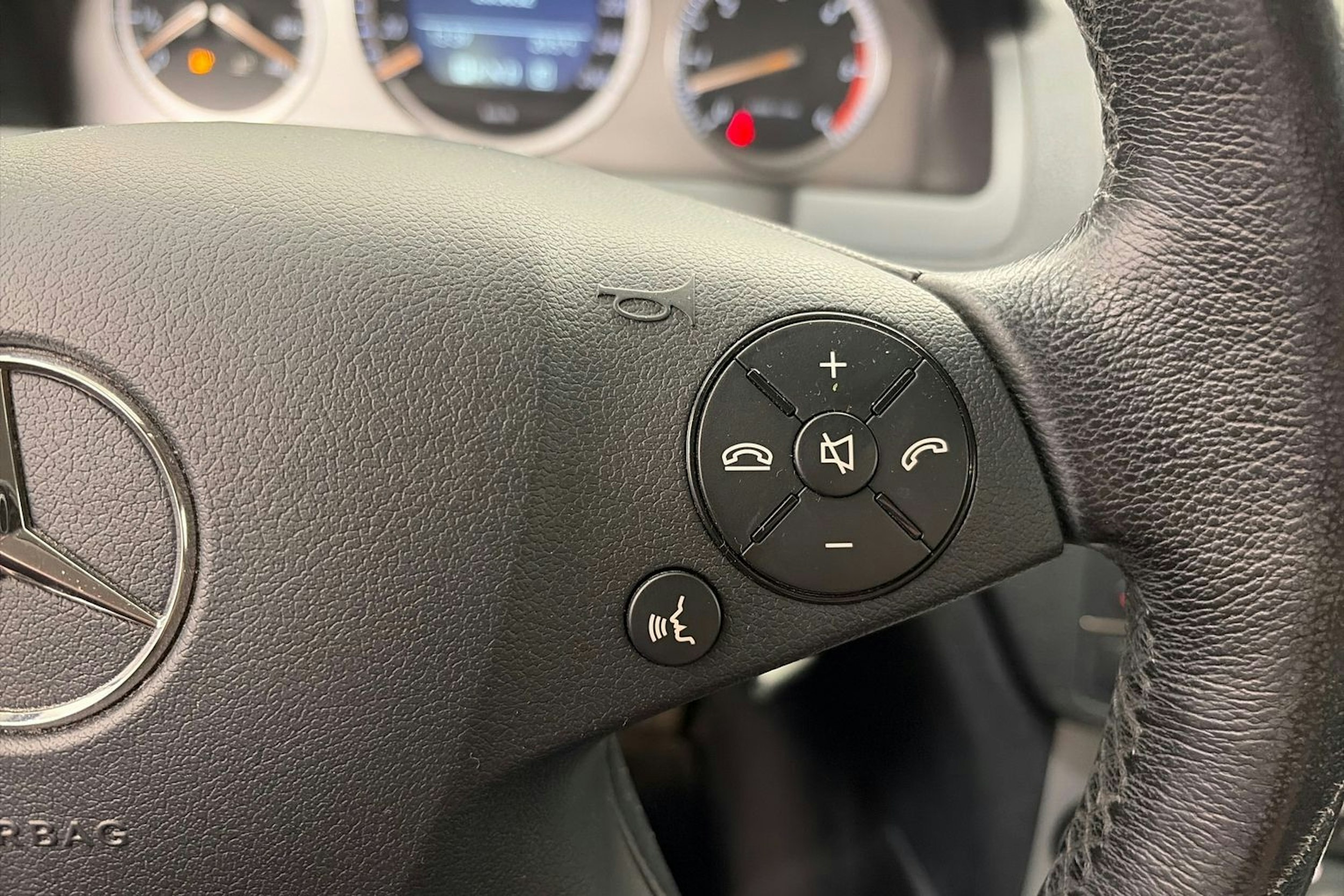 harmaa Mercedes-Benz C 2008 kuva 18.