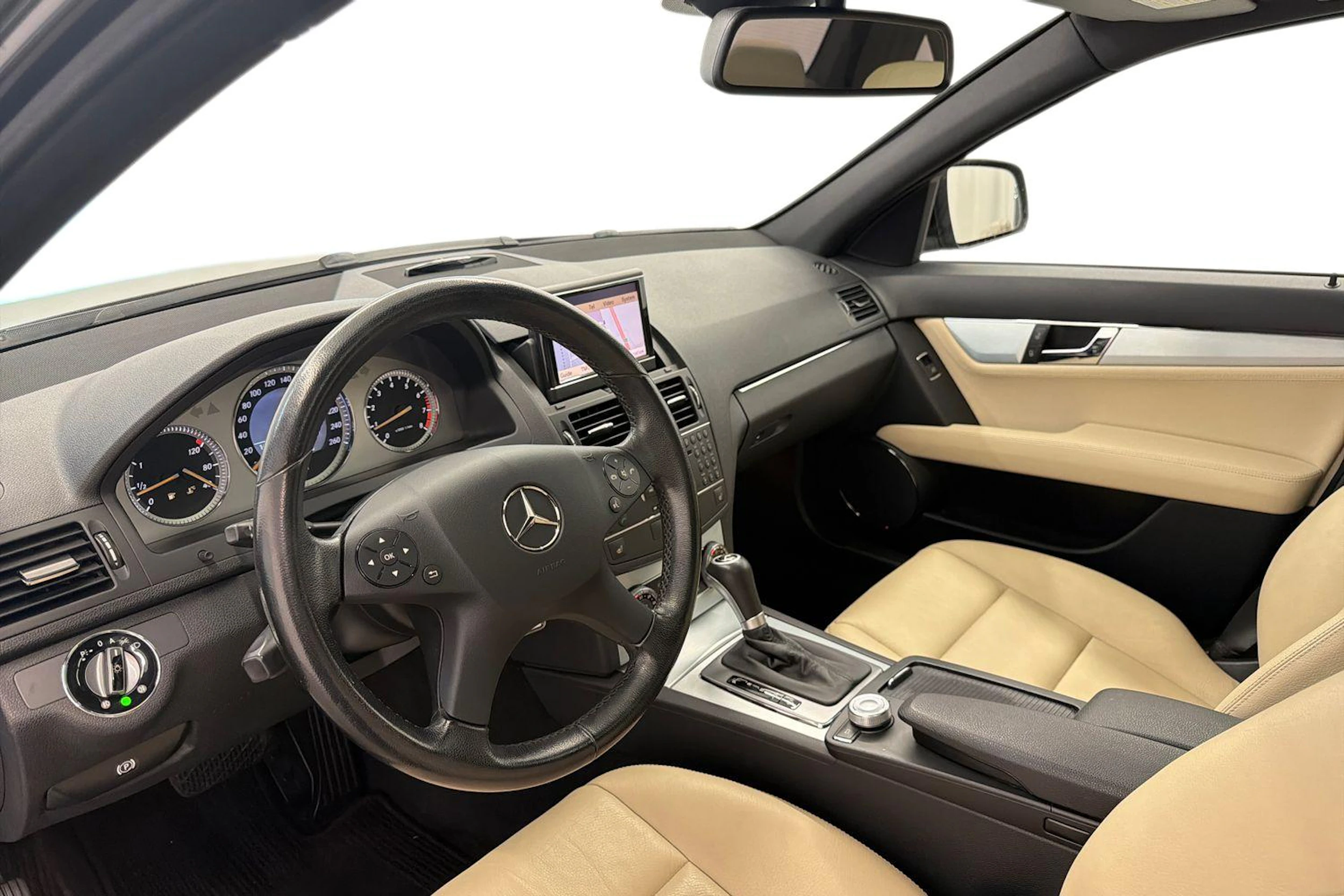 musta Mercedes-Benz C 2008 kuva 8.